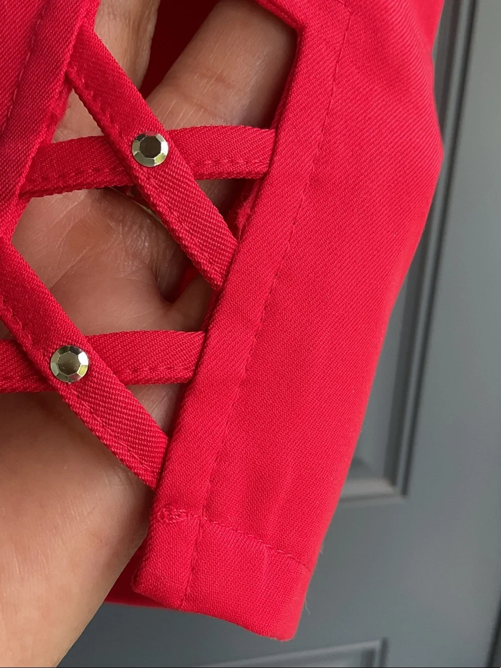 Alfred Dunner Bright Red Capri Pants, Size 12